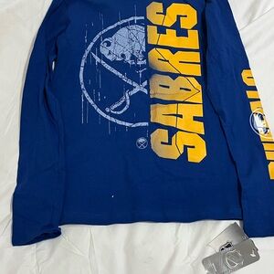 NHL Buffalo Sabres Blue Crew Neck T-Shirt Boys Size 10/12 New with Tags